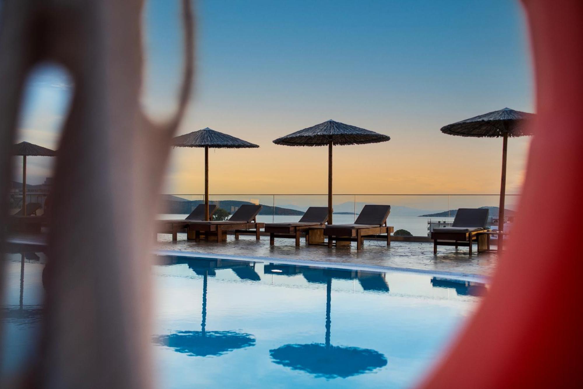 Evia Hotel & Suites Marmari  Екстериор снимка